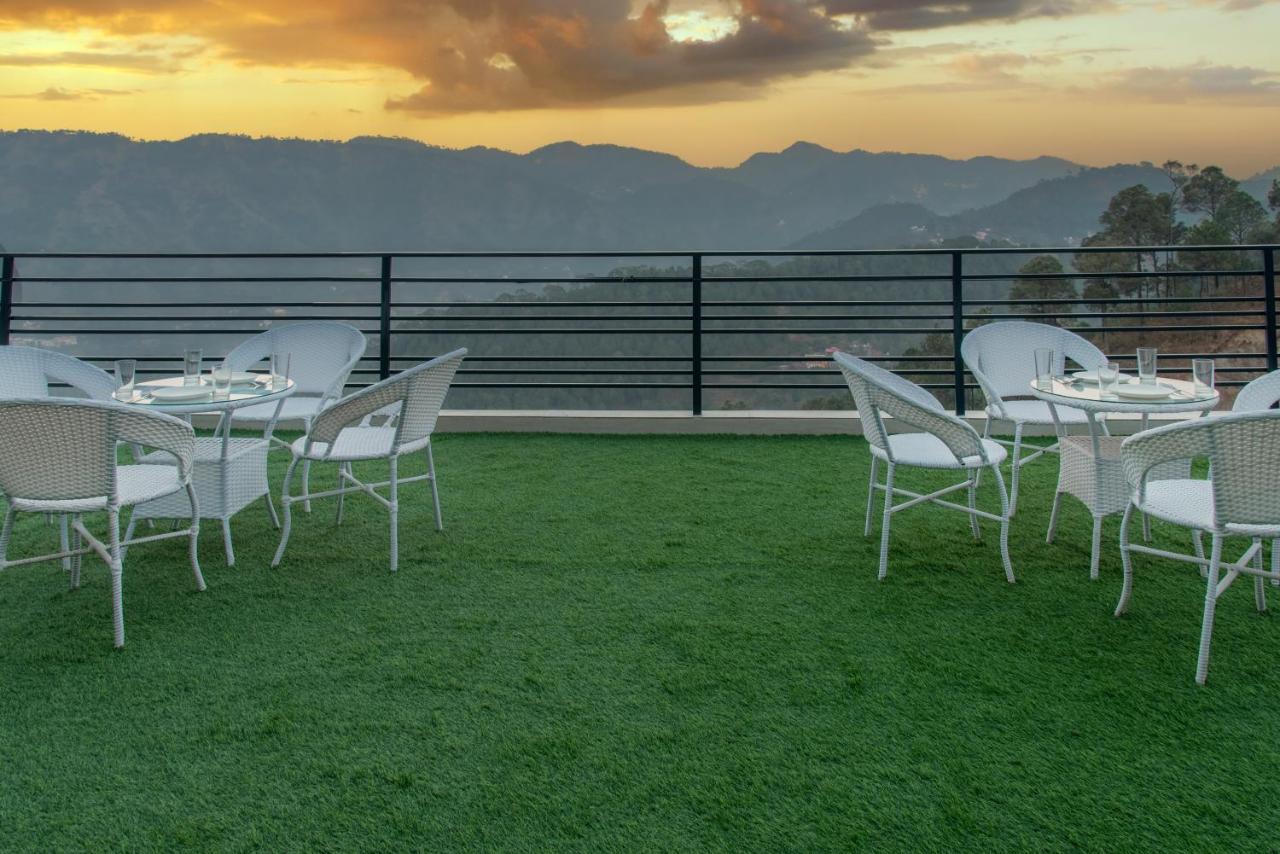 The Hillcrest Paradise Kasauli Extérieur photo