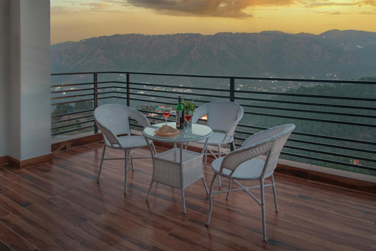 The Hillcrest Paradise Kasauli Extérieur photo