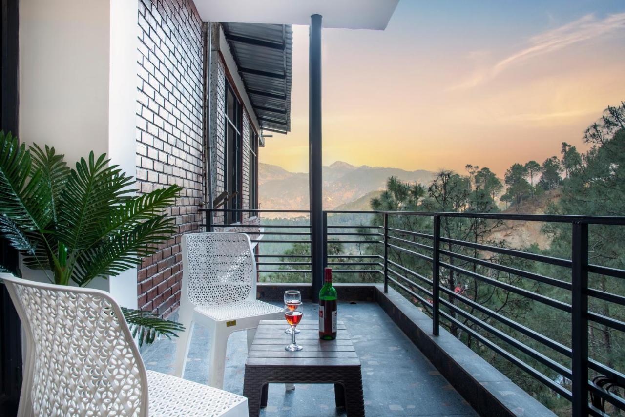 The Hillcrest Paradise Kasauli Extérieur photo